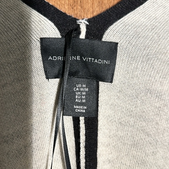 Adrienne Vittadini Wool Blanket/Travel Wrap - Picture 2 of 6